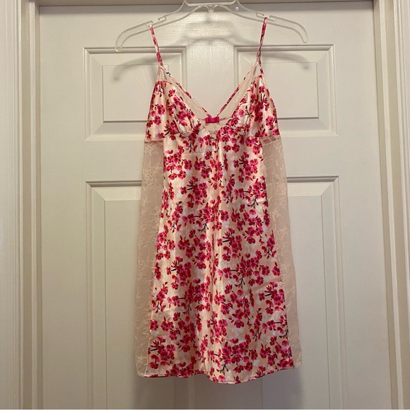 Victoria's Secret Other - Victoria's Secret Pink Floral Chemise, size S